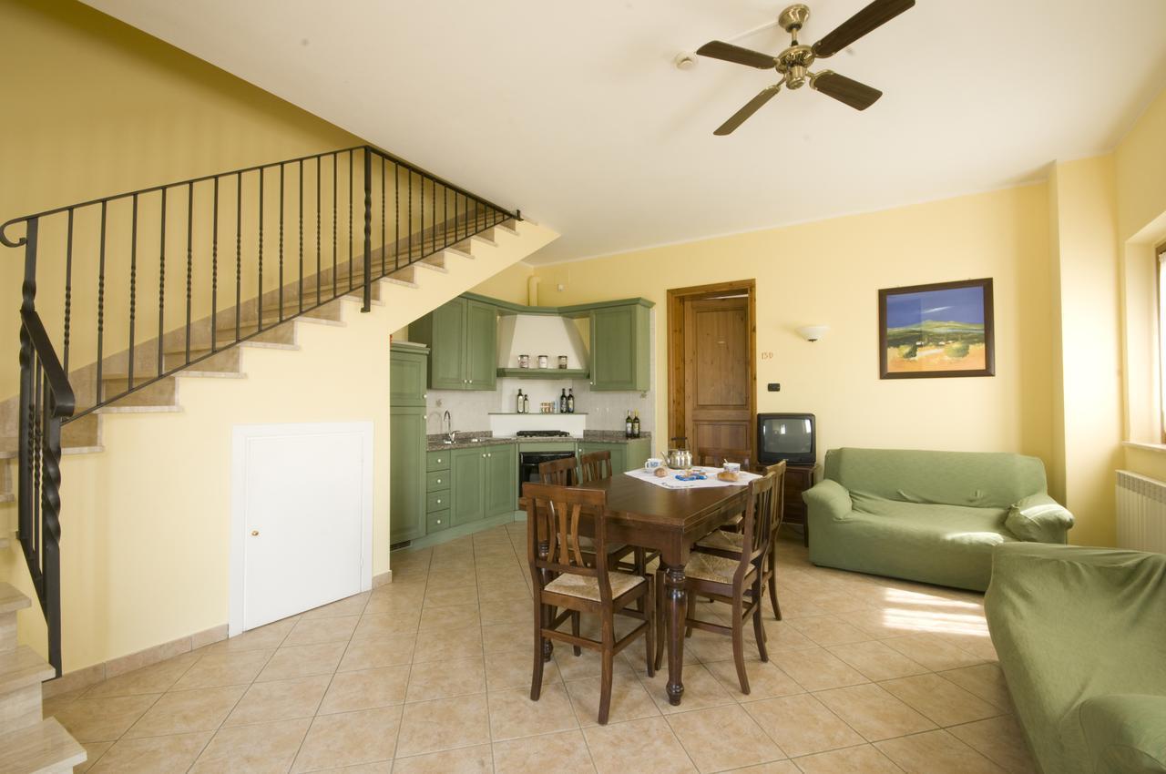 Agriturismo Macinatico ซานจีมิญญาโน ภายนอก รูปภาพ